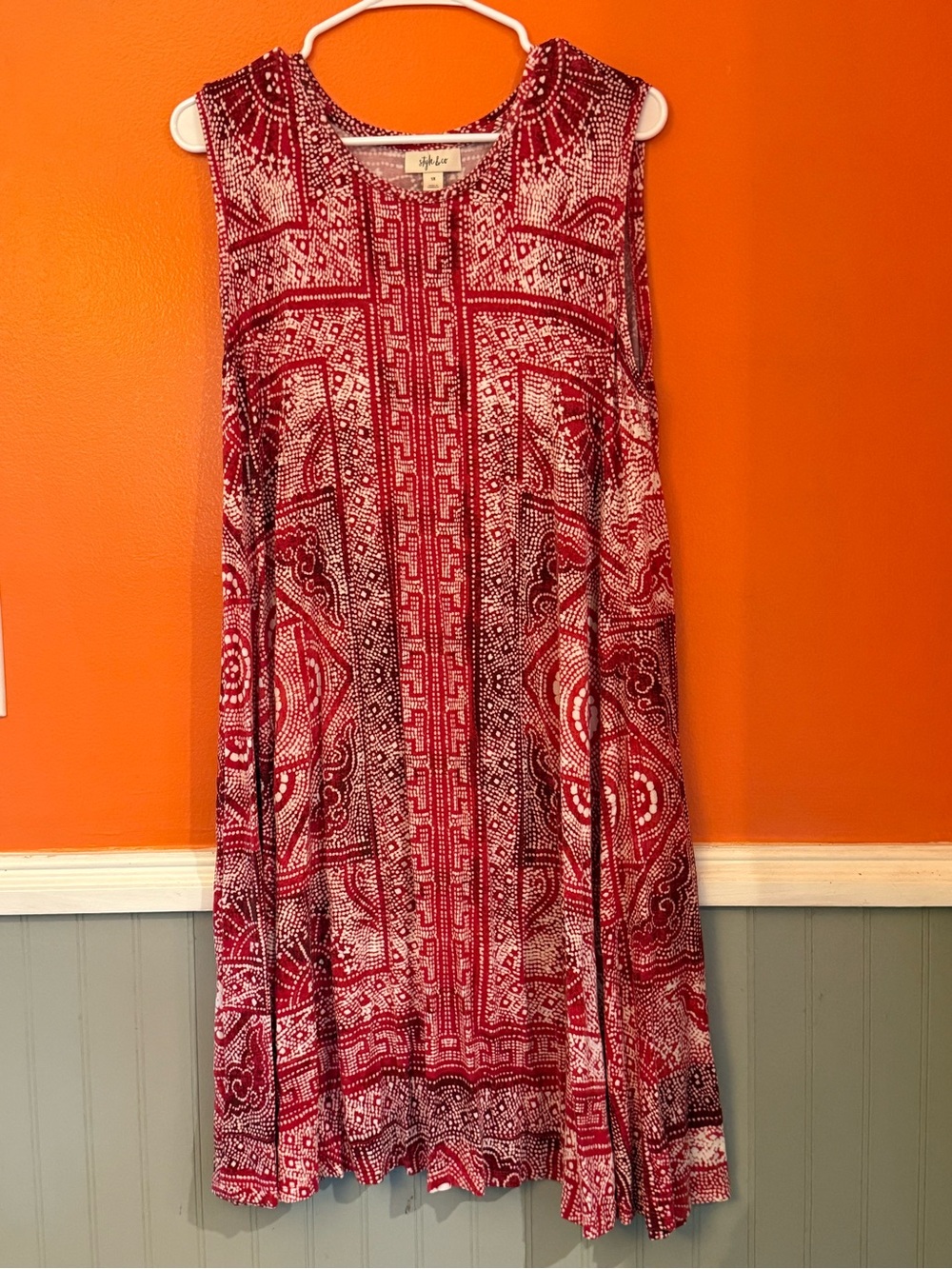 Style & Co. Red and White Sleeveless Printed Shift Dress